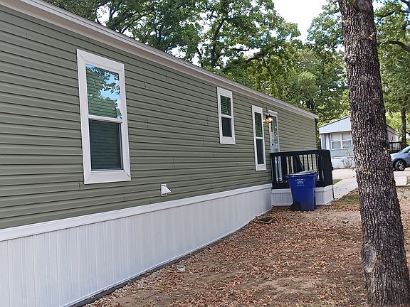 2nd image of 140 Thousand Oaks Dr #49