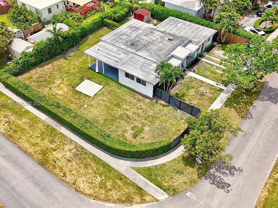 2nd image of 6050 SW 44th Ter