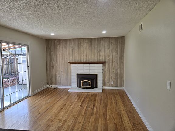 4th image of 5828 Laguna Seca Way