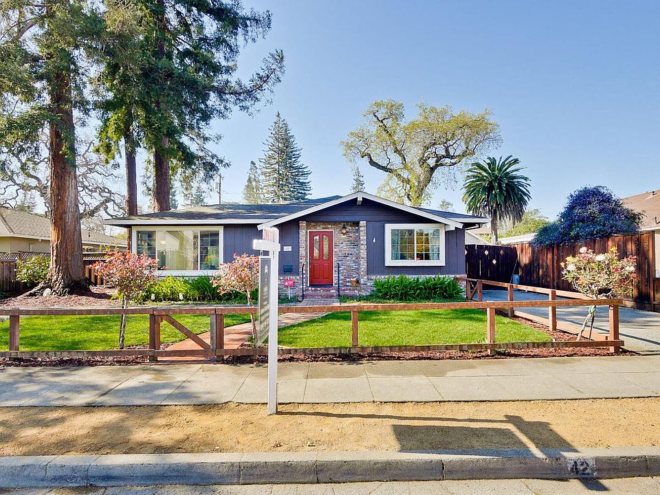 1st image of 42 Iris St