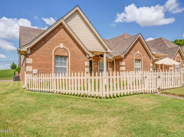 6742 Beaumont Cir, Southaven, MS 38671