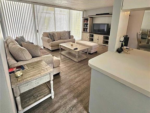 5th image of 6979 Palm Ct APT 126H