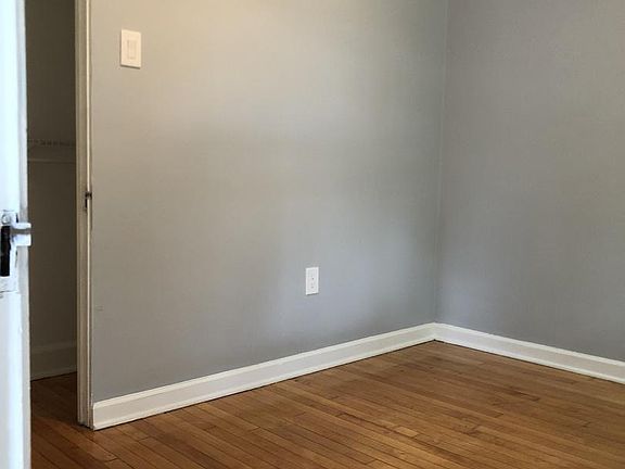 5th image of 4902 N Seeley Ave #2