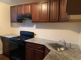 7516 N Ridge Blvd APT 1W, Chicago, IL 60645