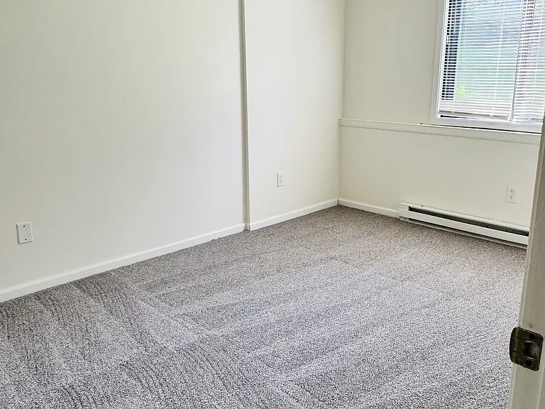 1831 Fuller Rd #4 — Photo 7