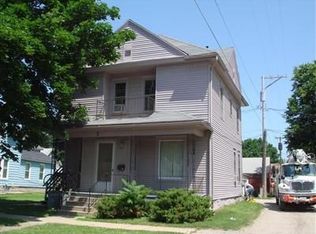 7 W Webster St, Marshalltown, IA 50158