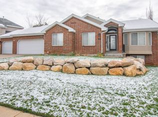 59 W 2200 S, Bountiful, UT 84010