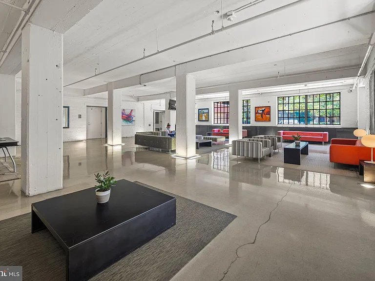 437 New York Ave NW #220 — Photo 28