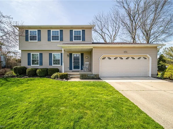 7728 Tea Rose Dr, Mentor, OH 44060