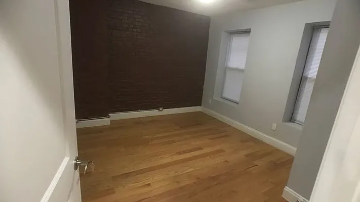Rented by Nooklyn NYC LLC | media 7