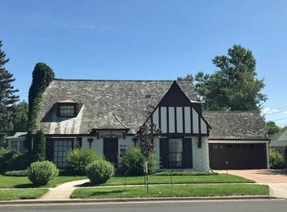 624 8th Ave NE, Devils Lake, ND 58301