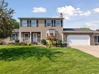 202 Sunrise Ln, Champlin, MN, 55316