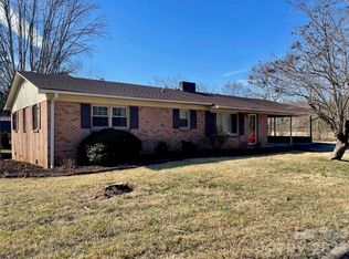 635 Powell Rd NE, Lenoir, NC 28645