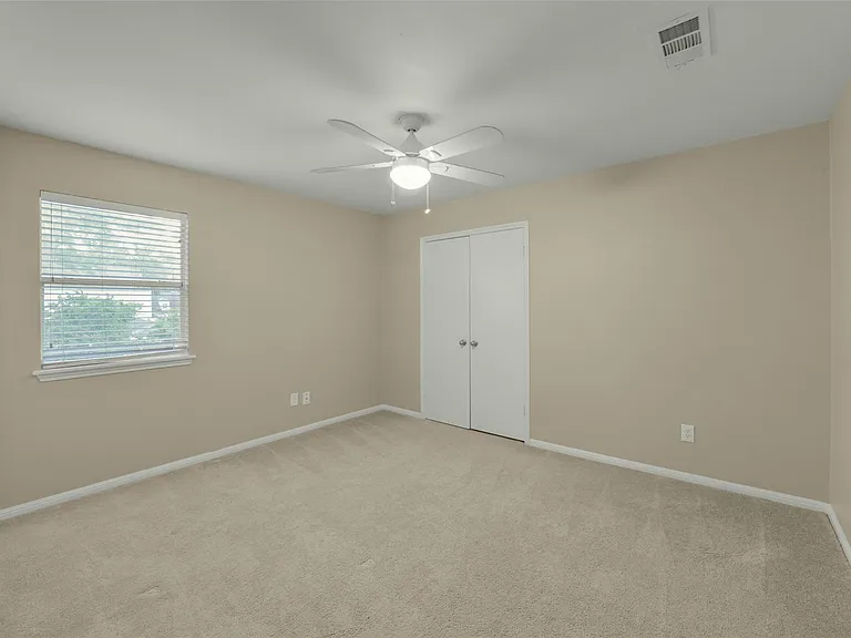 14915 Chadbourne Dr — Photo 31