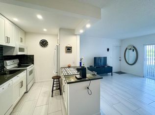 4501 S Ocean Blvd APT E5, South Palm Beach, FL 33480