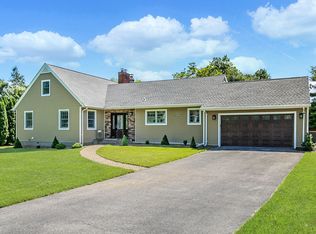 25 Durham Rd, White Plains, NY 10605