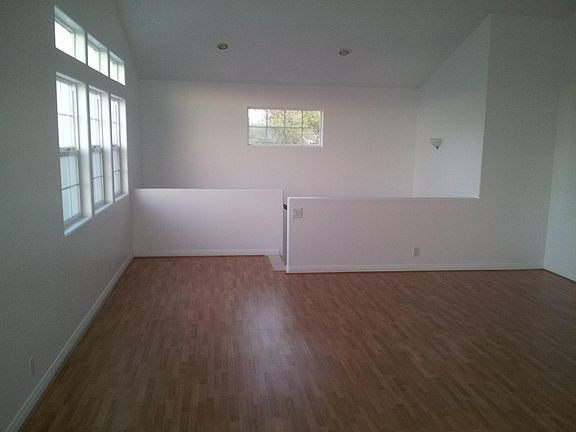 2nd image of 2117 Andreo Ave