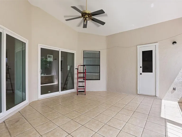 3075 Woolridge Dr — Photo 25