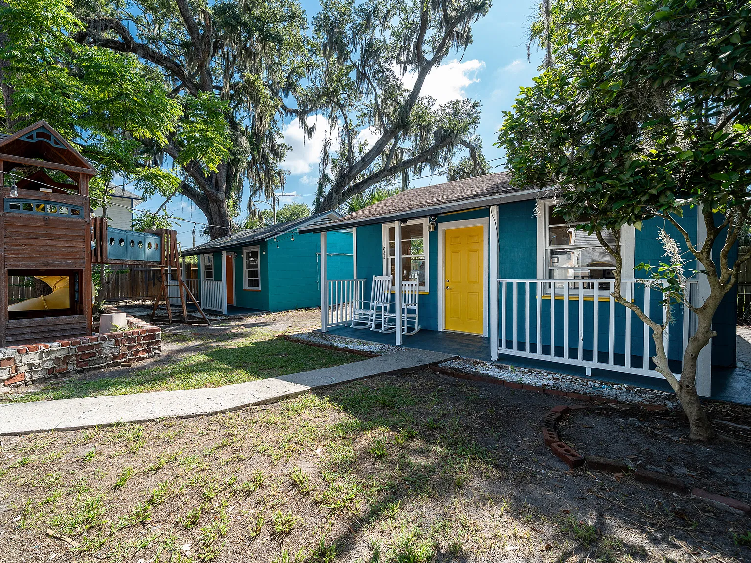 Studio, 360 sqft, $1,050 — Photo 2