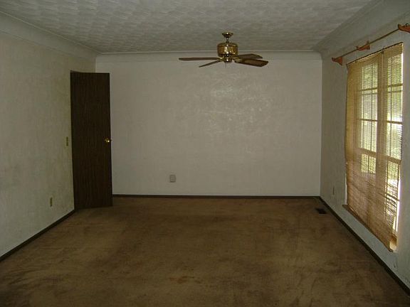 2nd image of 108 Mark Trail Dr