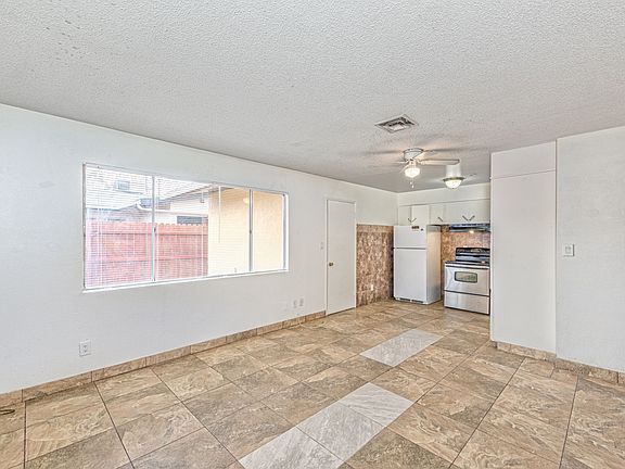 3rd image of 421 N Decatur Blvd #1