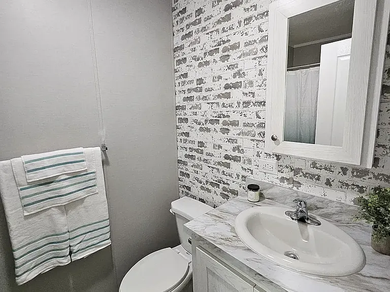 Dogwood MHP — Photo 19