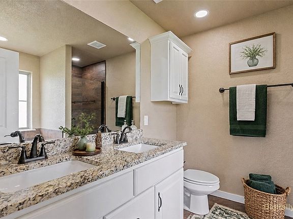 5th image of 1708 Taylor Orchard Rd