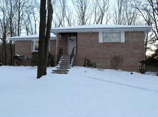 223 Ohara Manor Dr, Pittsburgh, PA