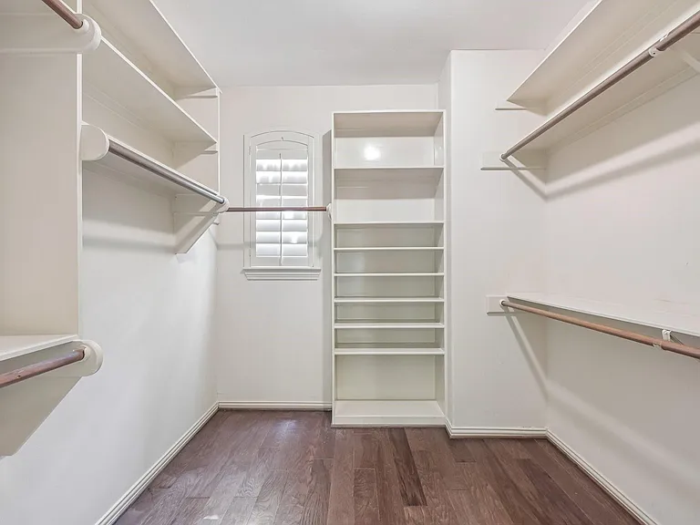 1611 Copperas Cv — Photo 25