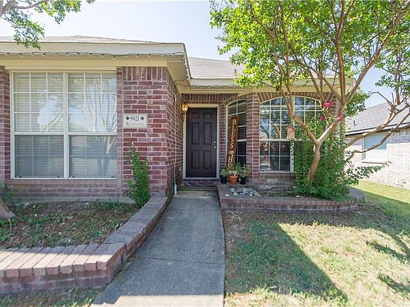 2nd image of 9921 Buckingham Ln