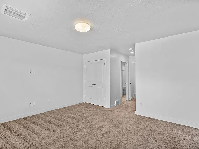 4287 E Golden Grv — Photo 16