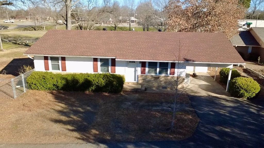 1405 Ash St, Danville, AR - View 4