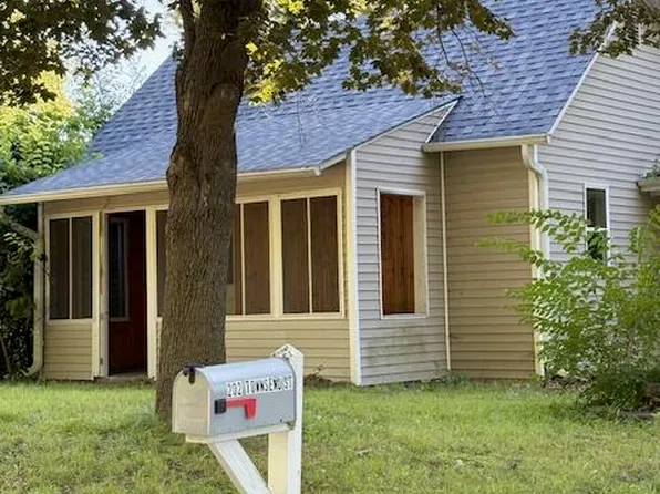 202 Townsend St, Glenwood, IA 51534