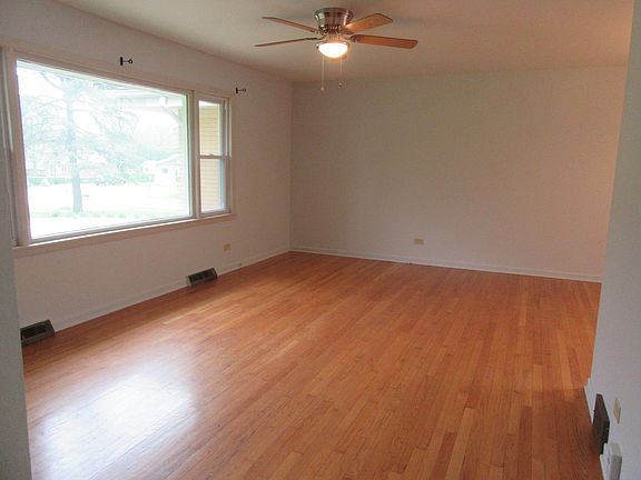 4th image of 1711 Cherrywood Ln