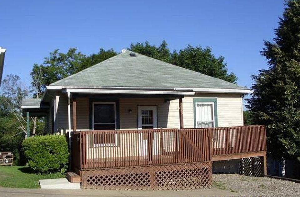 1st image of 205 N 18th St