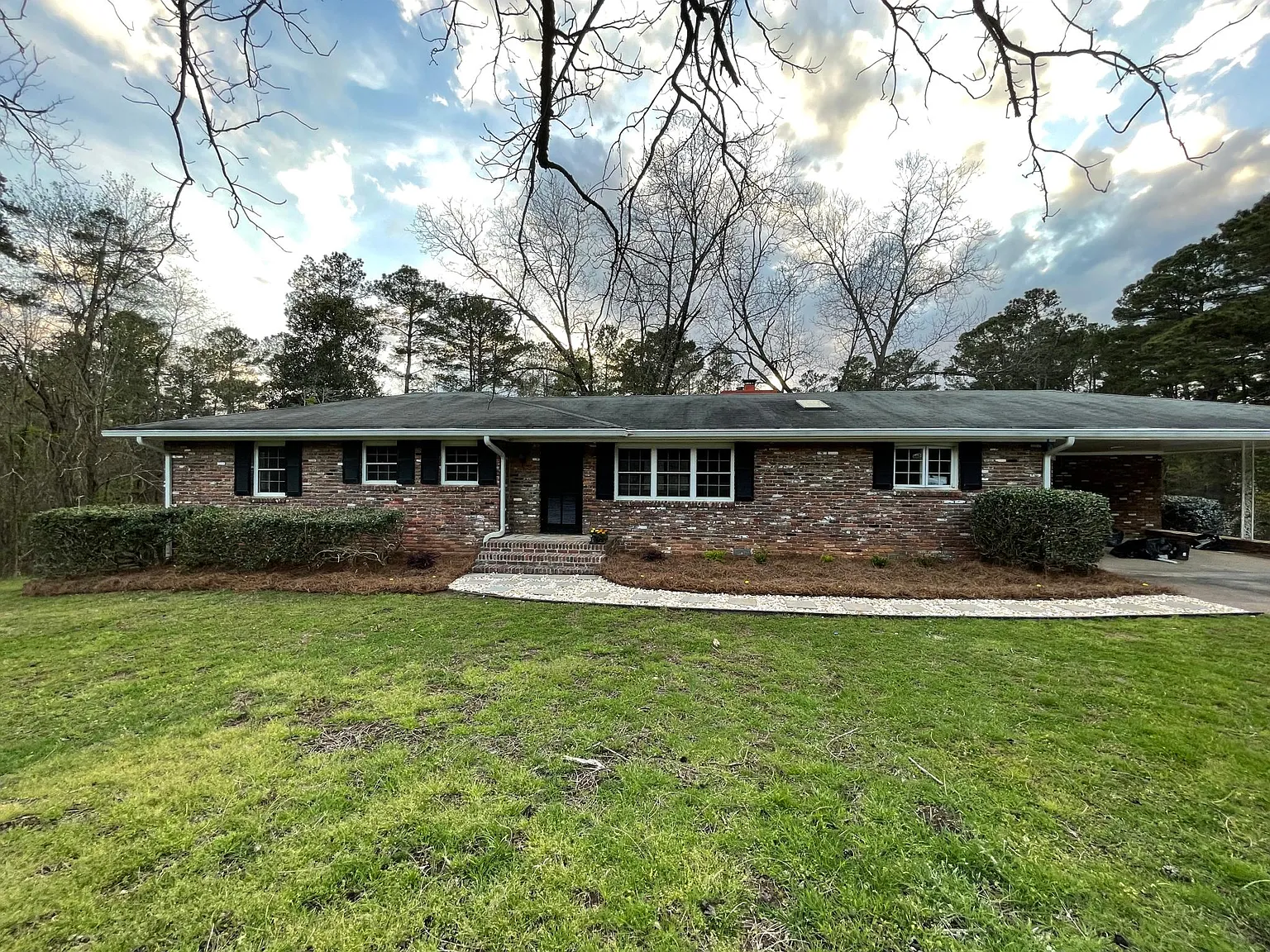 2220 Old Atlanta Rd — Photo 2