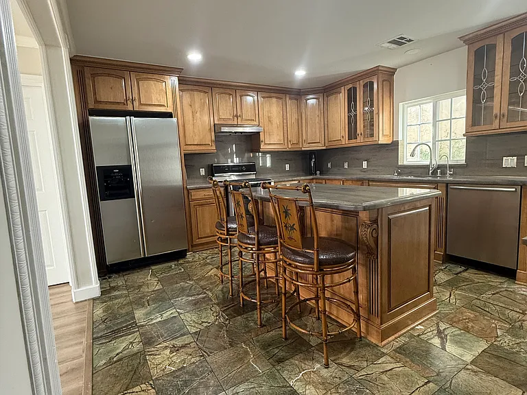 1125 Stanley Ave — Photo 19