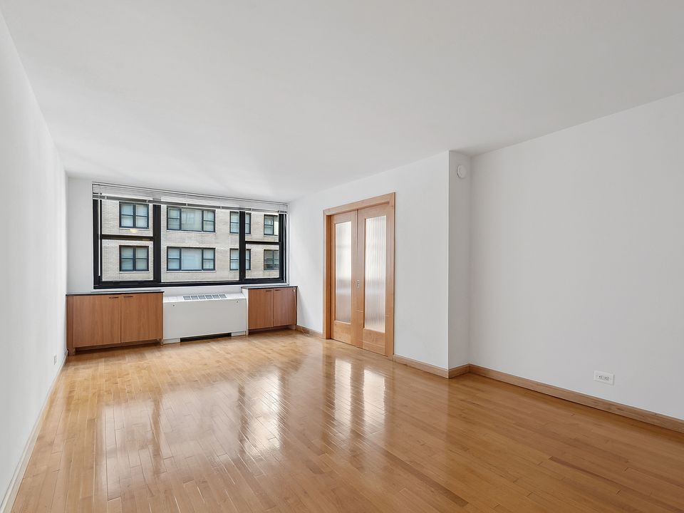 1st image of 315 W 57th St APT 8B