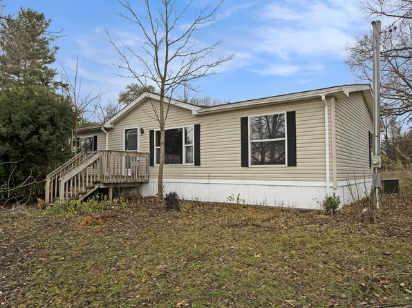 9901 Pennfield Rd, Battle Creek, MI 49014