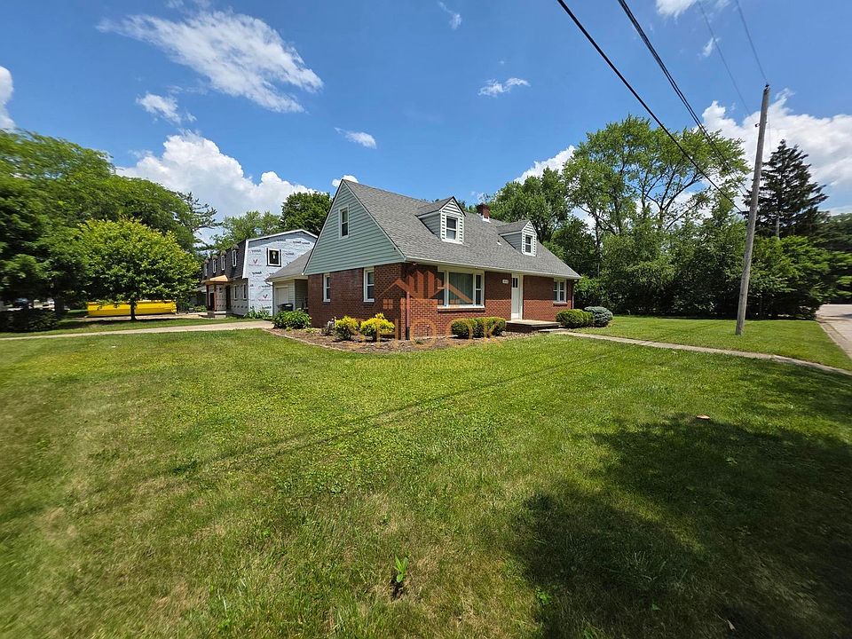 1st image of 1010 Oakhurst Dr