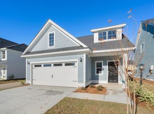 428 Grove End Rd, Moncks Corner, SC 29461