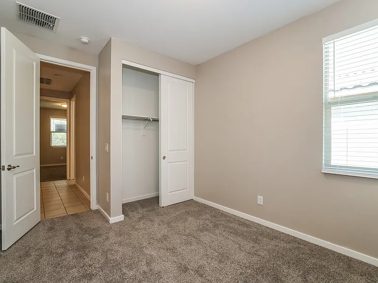 11022 W Marguerite Ave — Photo 13