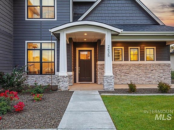 3rd image of 2635 N Yount Way