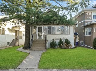 1028 Wisconsin Ave, Oak Park, IL 60304
