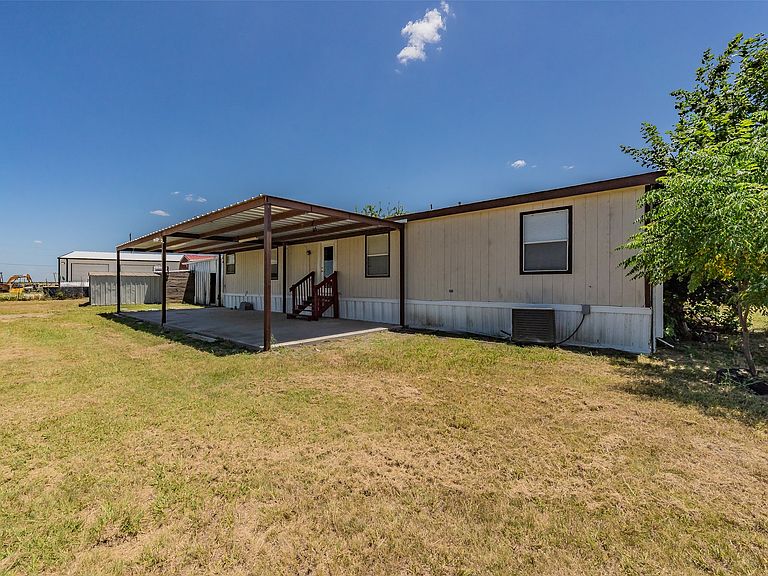 Listing photo 5