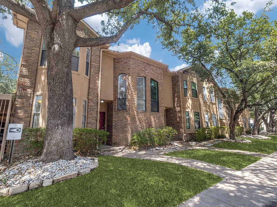 4307 Gilbert Ave #308