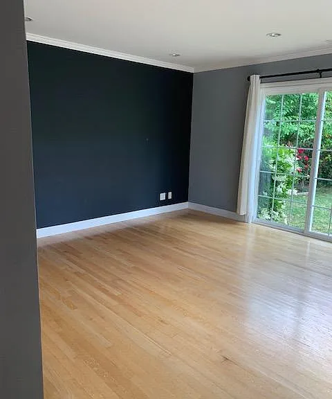 675 Middle Ave — Photo 10