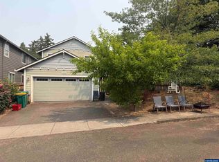 10535 SW Crestwood Dr, Beaverton, OR 97008