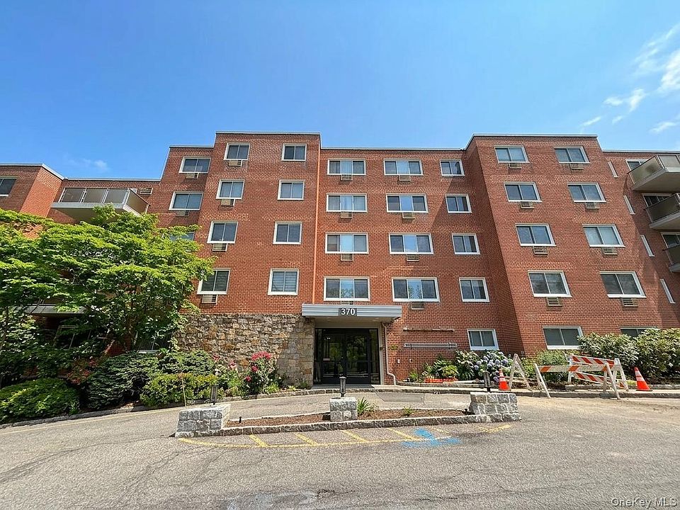 1st image of 370 Central Park Avenue #4H