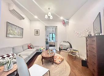 Rented by Doorway NYC, LLC